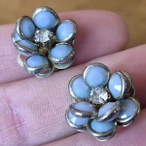 Vintage Clip On Baby Blue Flower Earrings